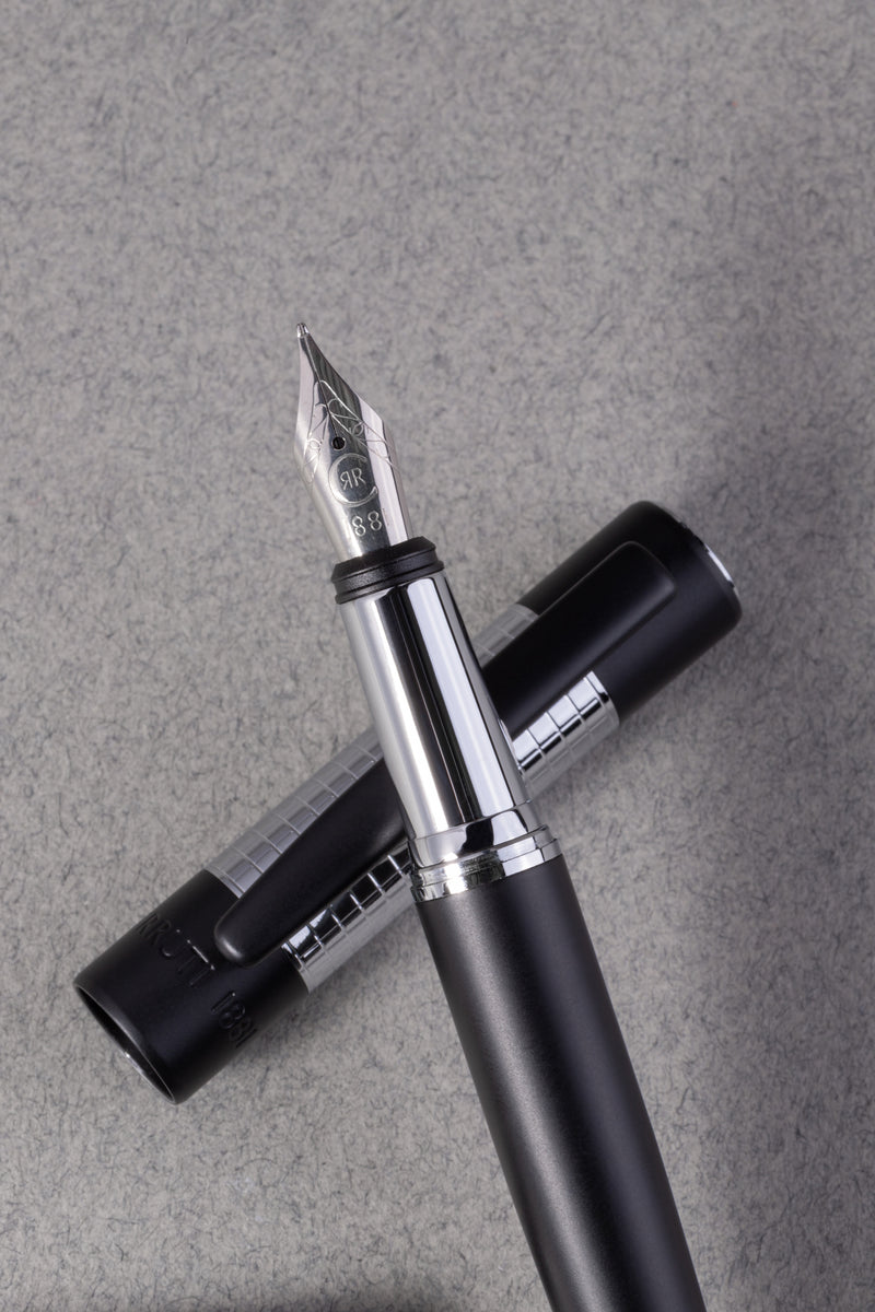 売れ筋介護用品も！ CERRUTI1881FountainpenAlbionBl トランプ
