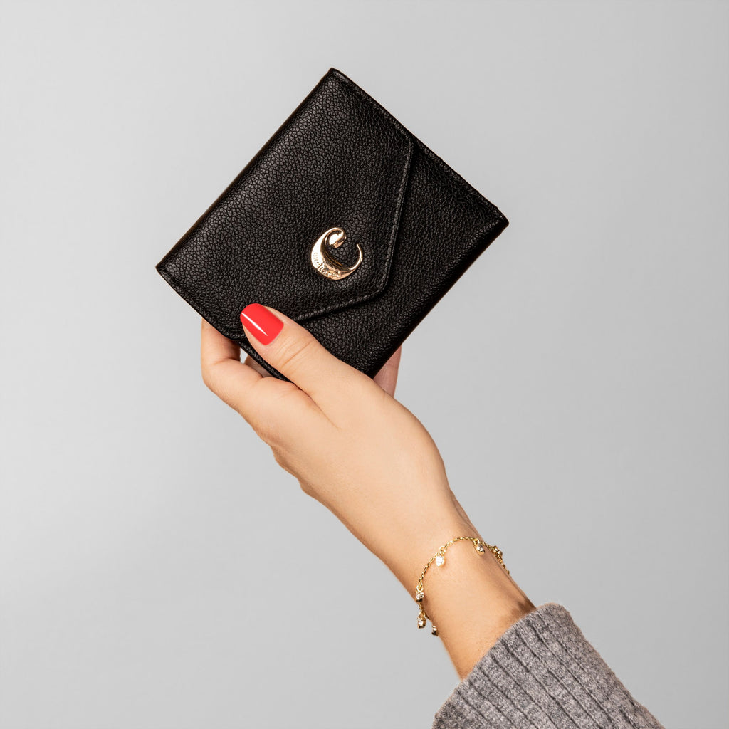 Luxury branded gifts for Cacharel black lady wallet Alma