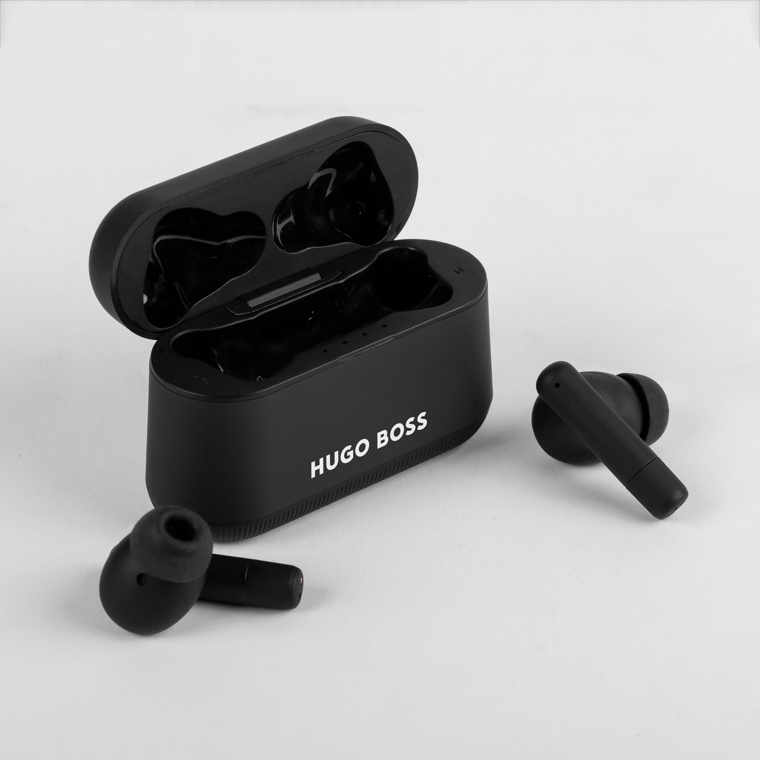 hugo boss gear matrix Luxury wireless earbuds Hugo Boss Fashion Black Earphones Gear Matrix – Luxury Corporate Gifts