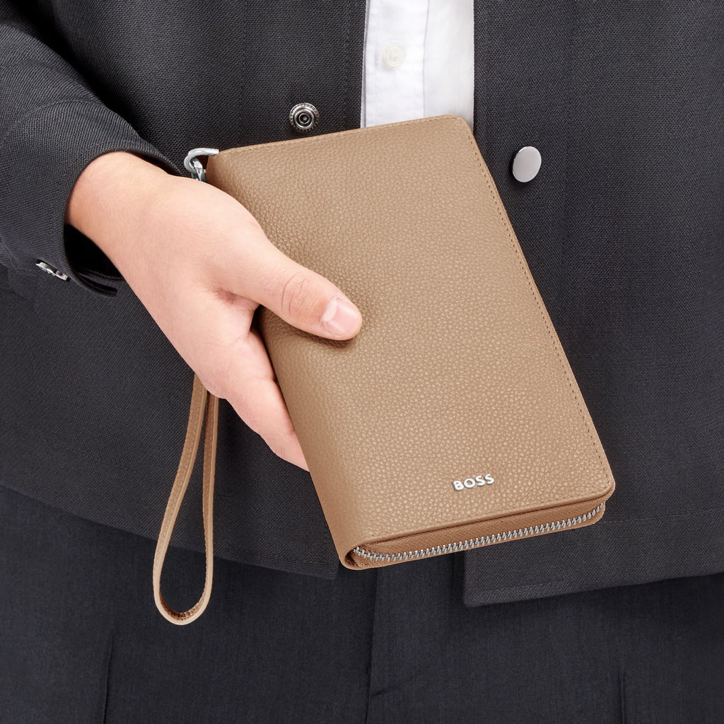 BOSS travel wallet Classic Grained with chrome metal zipper & logo