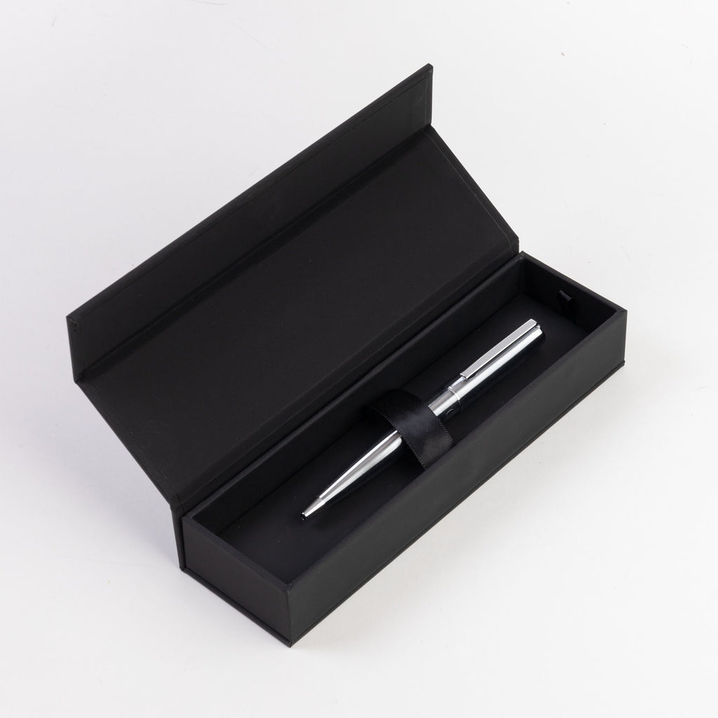 Executive writing instruments HUGO BOSS Chrome Ballpoint pen Label 