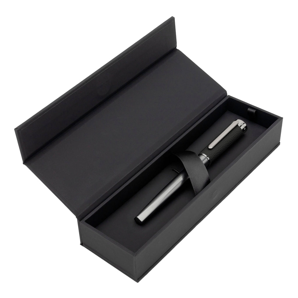 Elegant writing instruments HUGO BOSS Black Fountain pen CORIUM