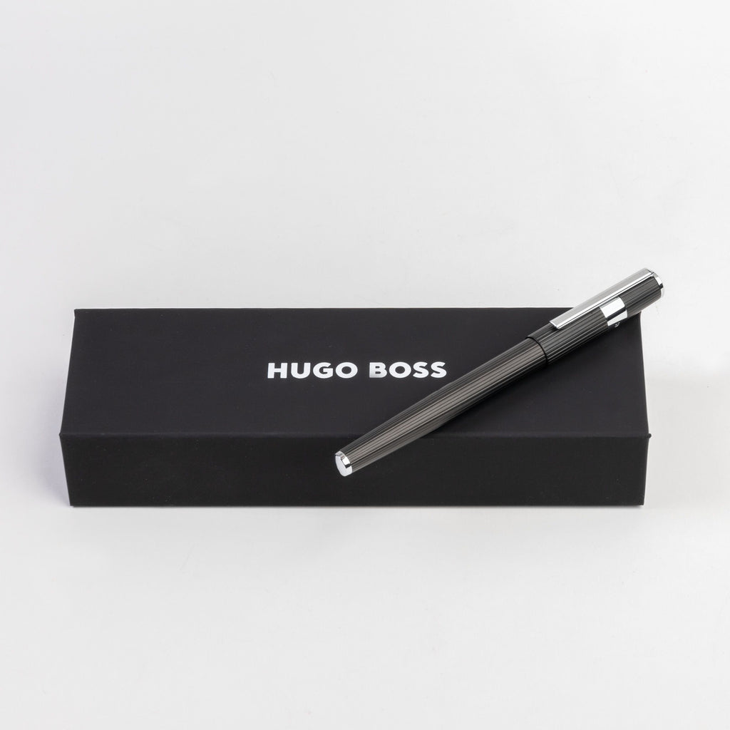 HUGO BOSS Gear Pinstripe Black Fountain pen with Chrome polished ring