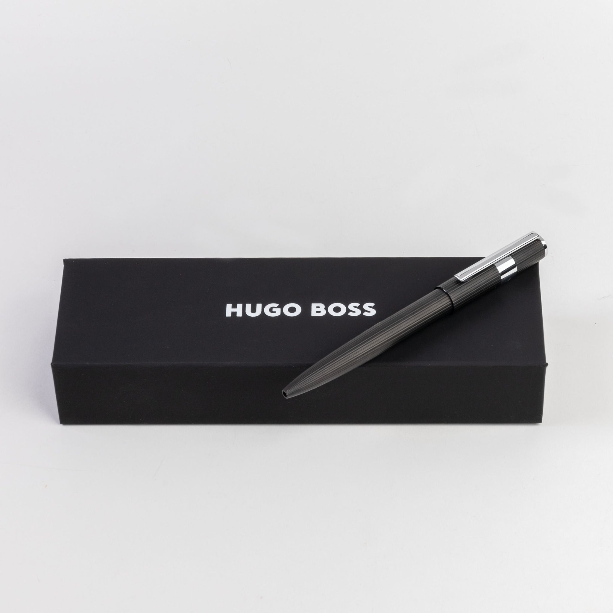 Black pinstripe pattern pen Hugo Boss chrome Ballpoint pen Gear