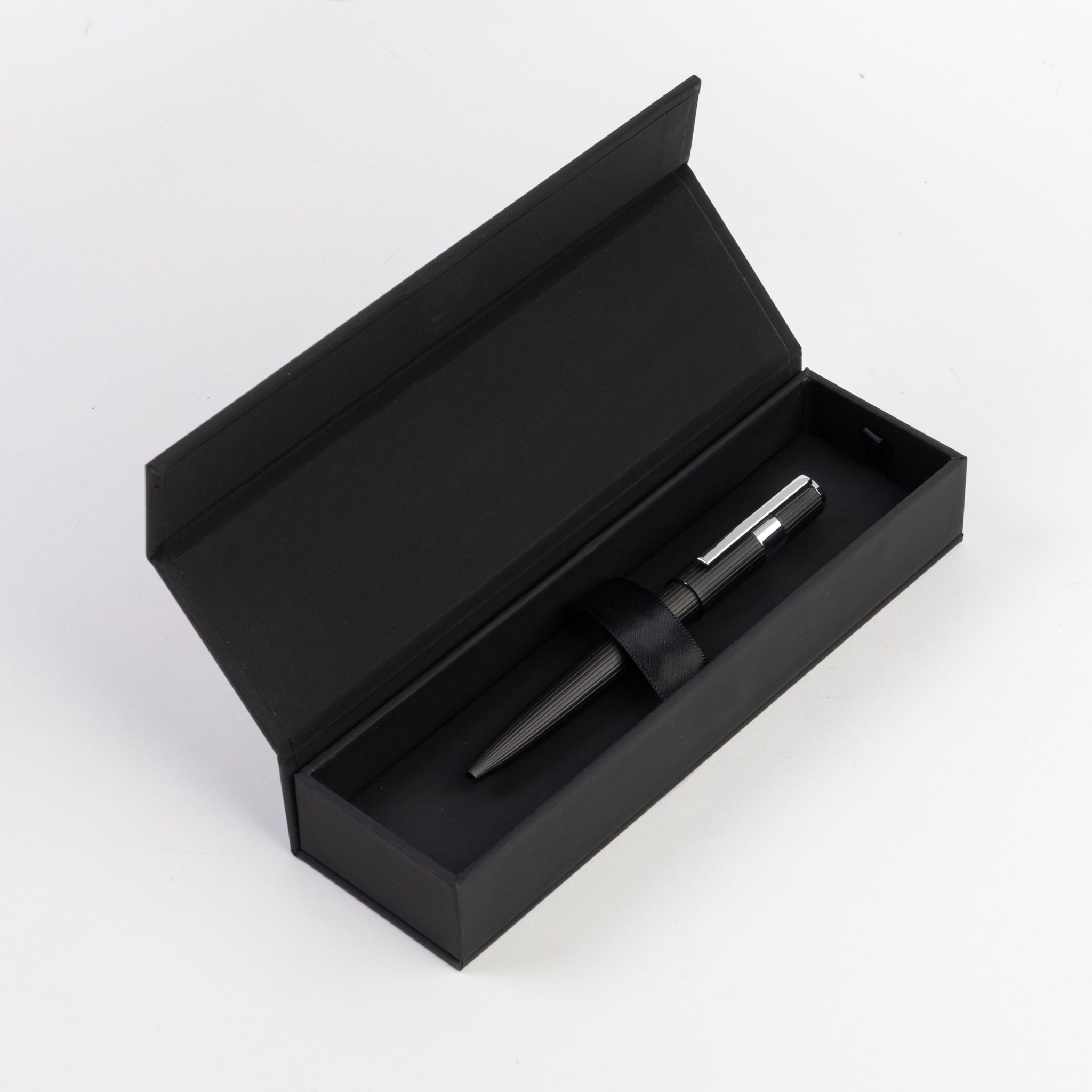 Black pinstripe pattern pen Hugo Boss chrome Ballpoint pen Gear
