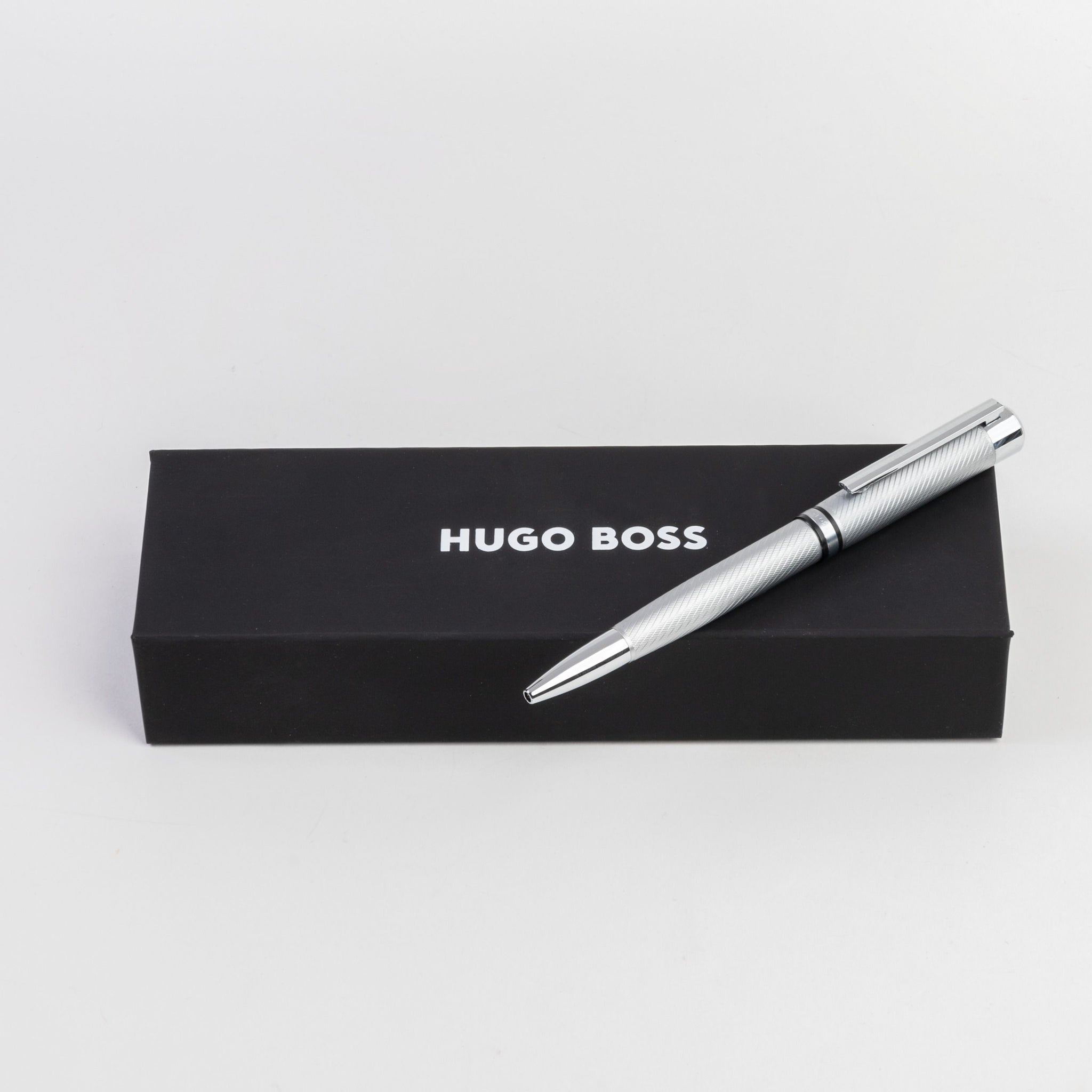 Pens & writing instruments HUGO BOSS Chrome Ballpoint pen Filament