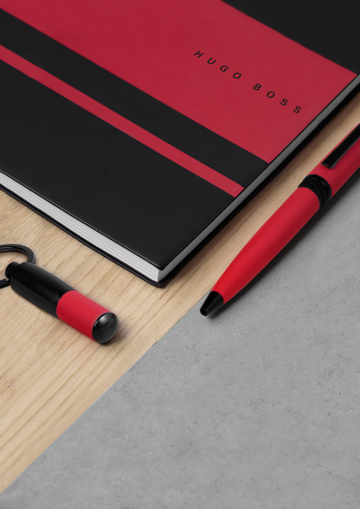  fine sets HUGO BOSS Red ballpoint pen, note pad & keyring Gear Matrix