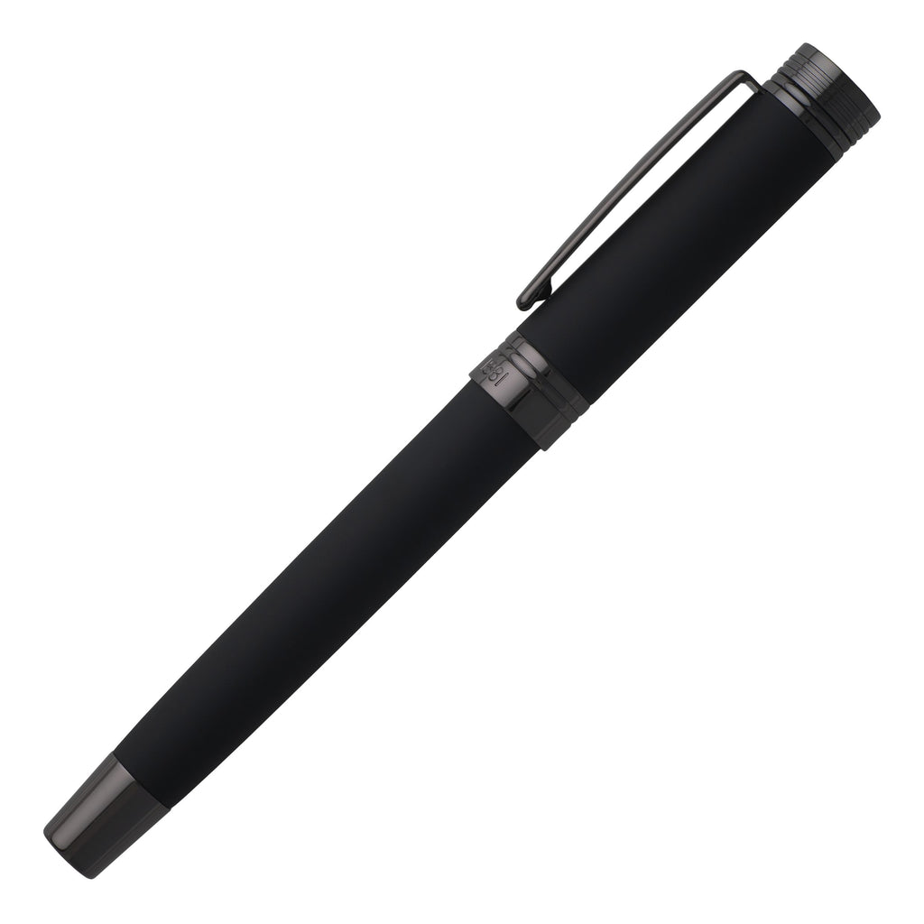 Cerruti 1881 Soft Black Fountain pen Zoom with shiny gunmetal trimming
